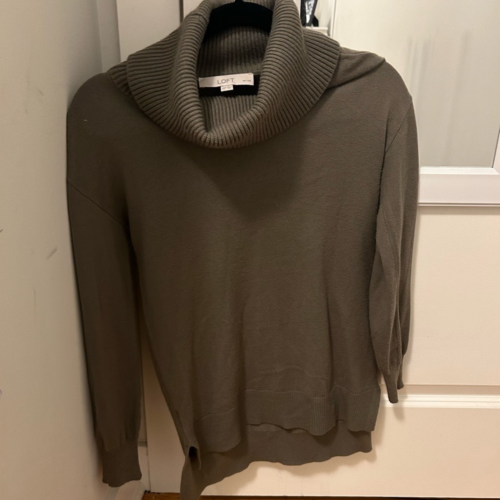 LOFT Green Turtleneck Sweater